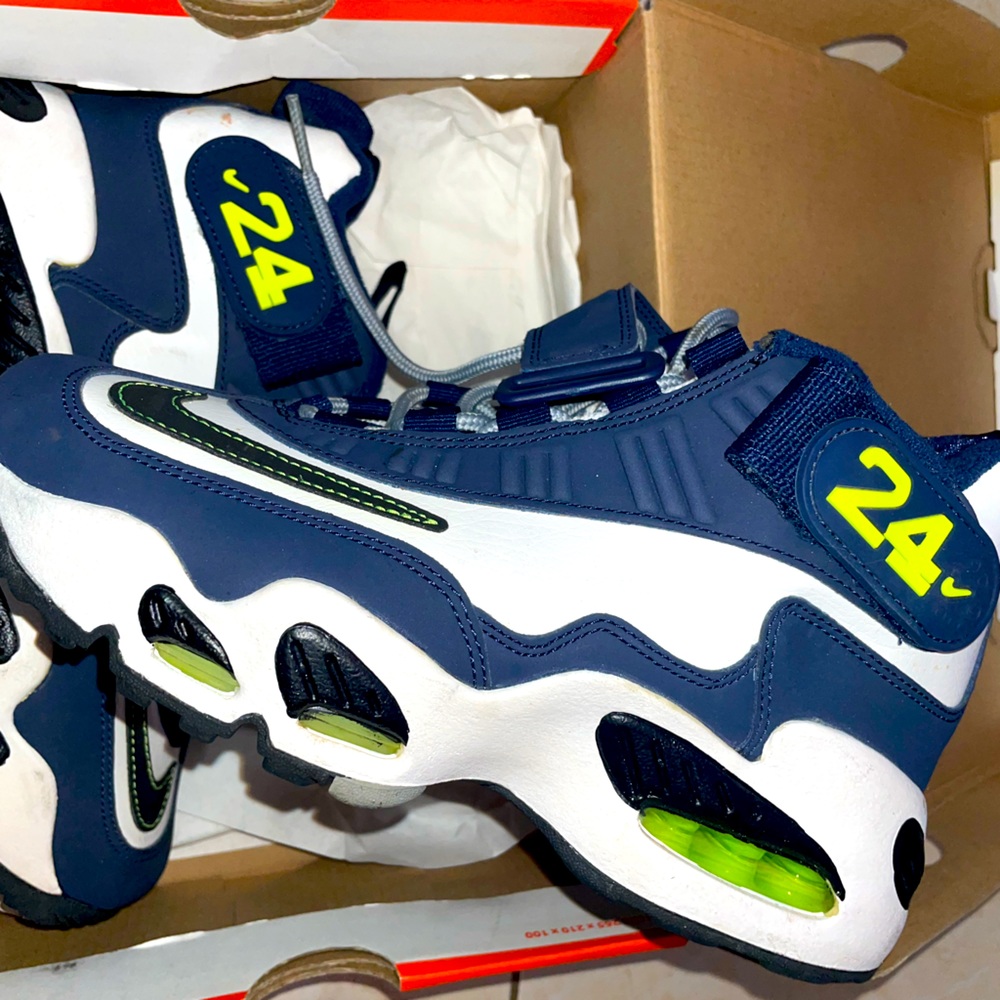 Ken Griffey Nike